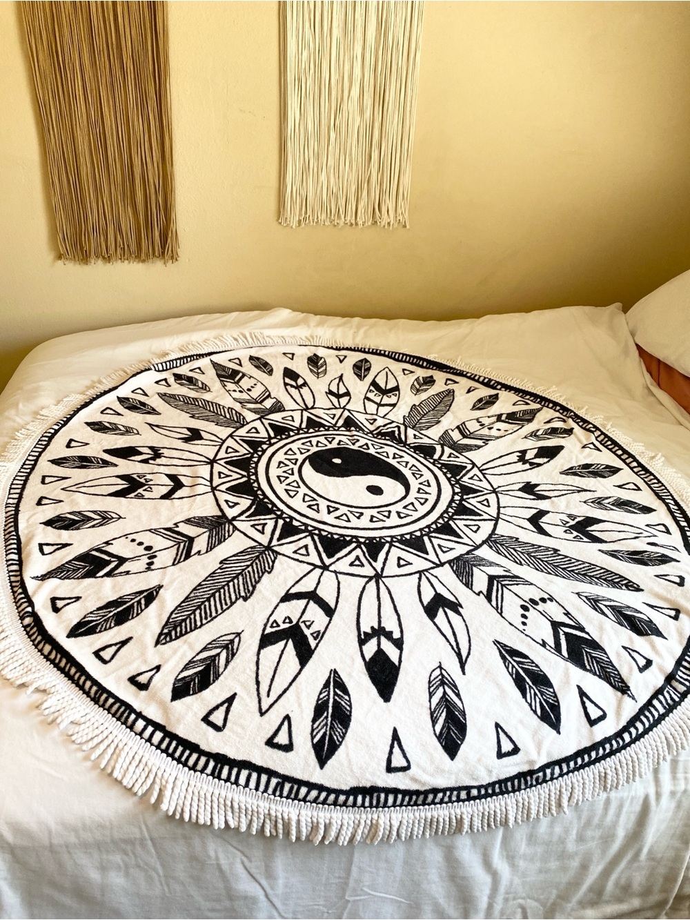 Cotton On Round Yin Yang Beach Towel Blanket Black and White Boho Feathers